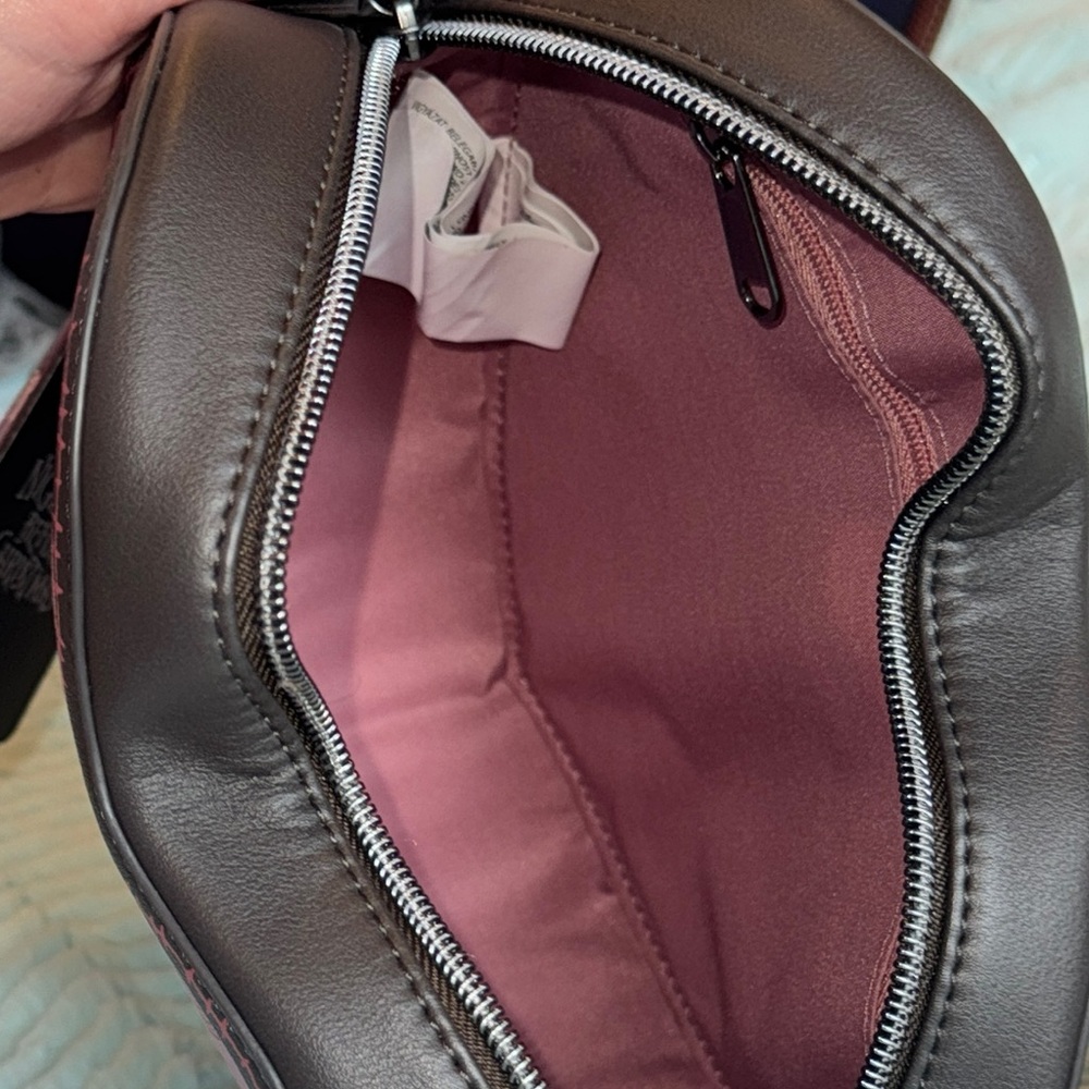 Disney Loungefly Tim’s Burtons Nightmare Before Christmas Crossbody - Picture 4 of 7